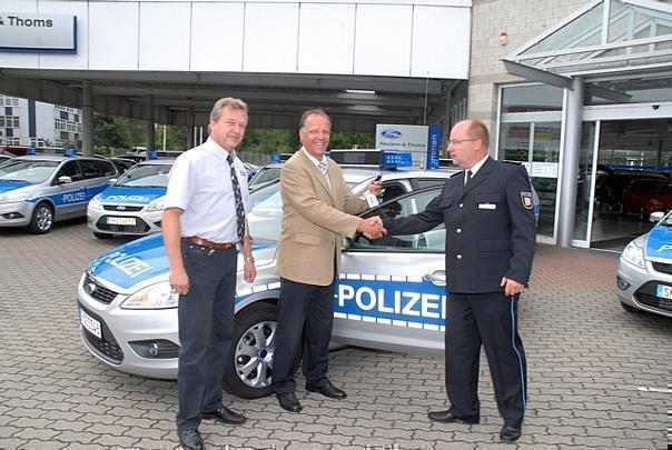 Fahrzeugübergabe an Schleswig-Holsteiner Polzei. Foto: Ford/auto-reporter.net